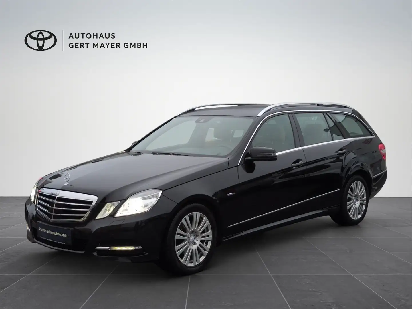 Mercedes-Benz E 200 CDI Avantgarde BlueEfficiency CDI Aut. Schwarz - 1