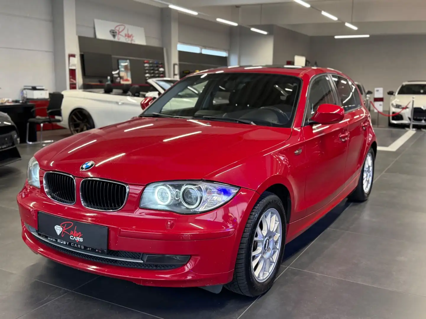 BMW 116 1er- 116 d Glasdach/Navi/Sitzheizung/PDC Rouge - 2