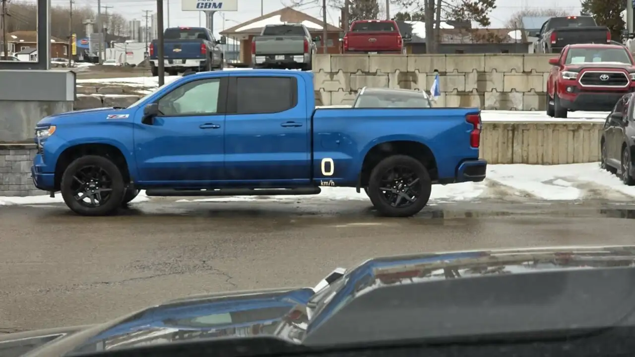 Chevrolet Silverado 1500 снимка Chevrolet Silverado 1500