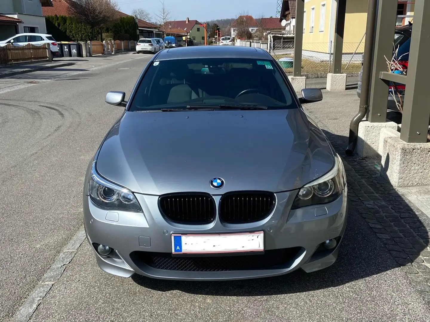BMW 540 540i Grau - 1
