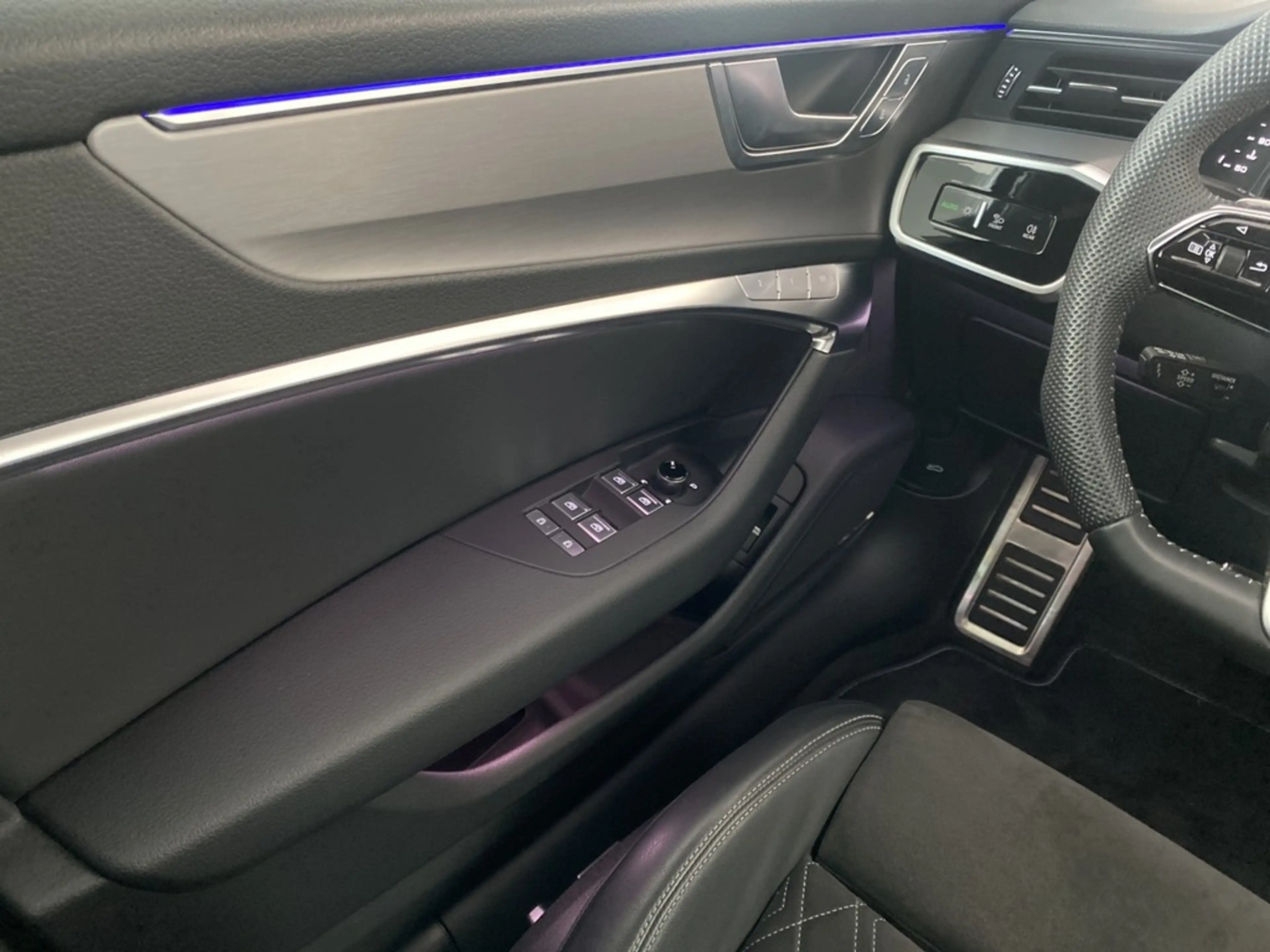 Audi S6 Avant 3.0 TDI quattro — photo 12