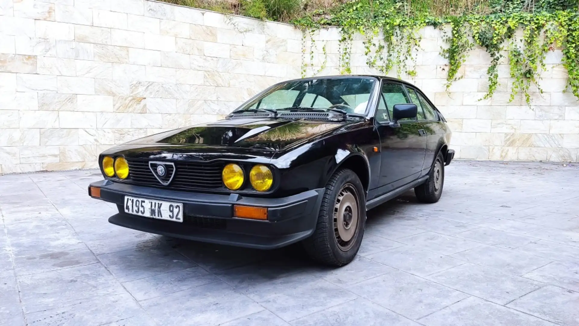 Alfa Romeo GTV 6 Negro - 1