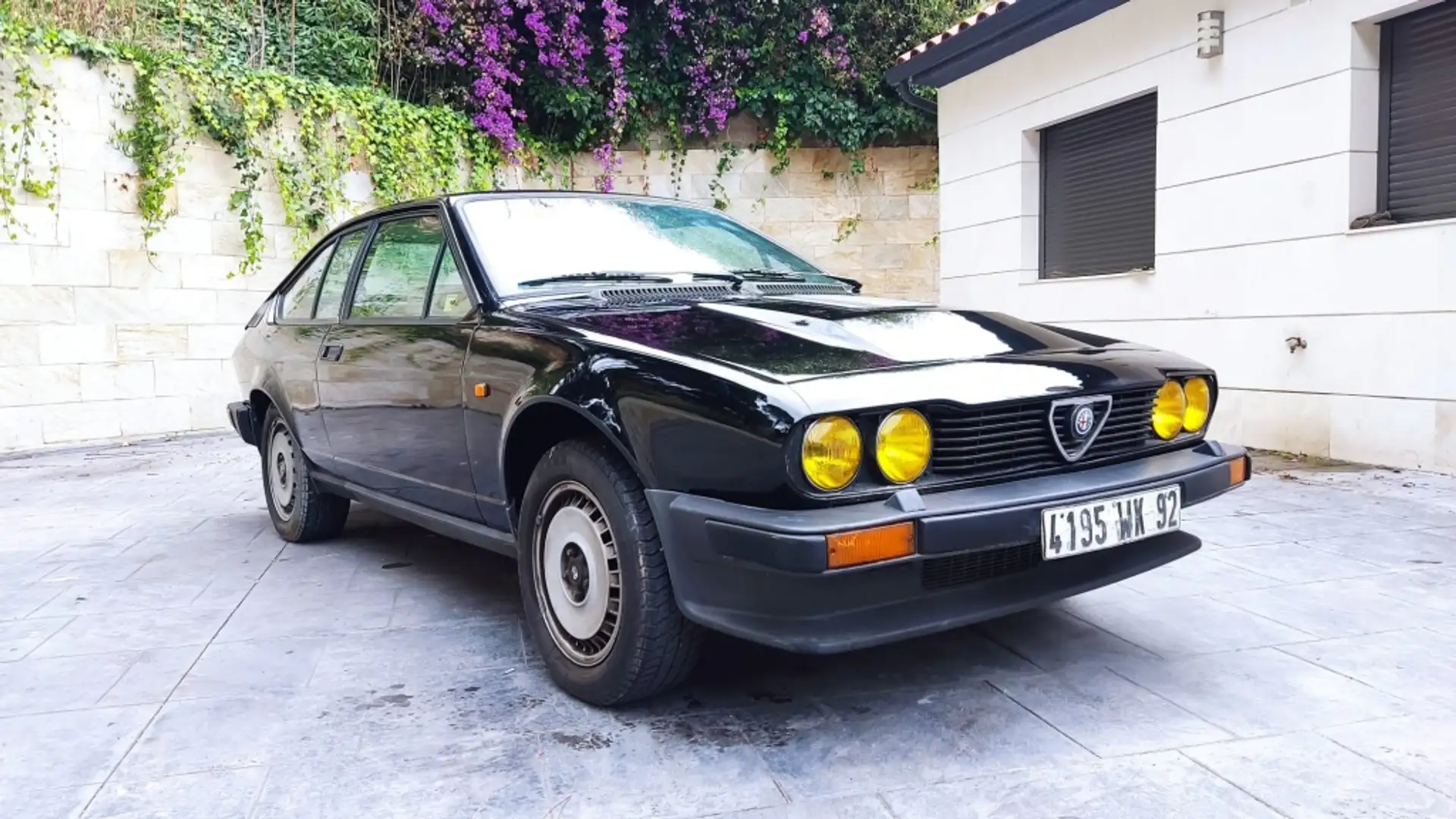 Alfa Romeo GTV 6 Negro - 2