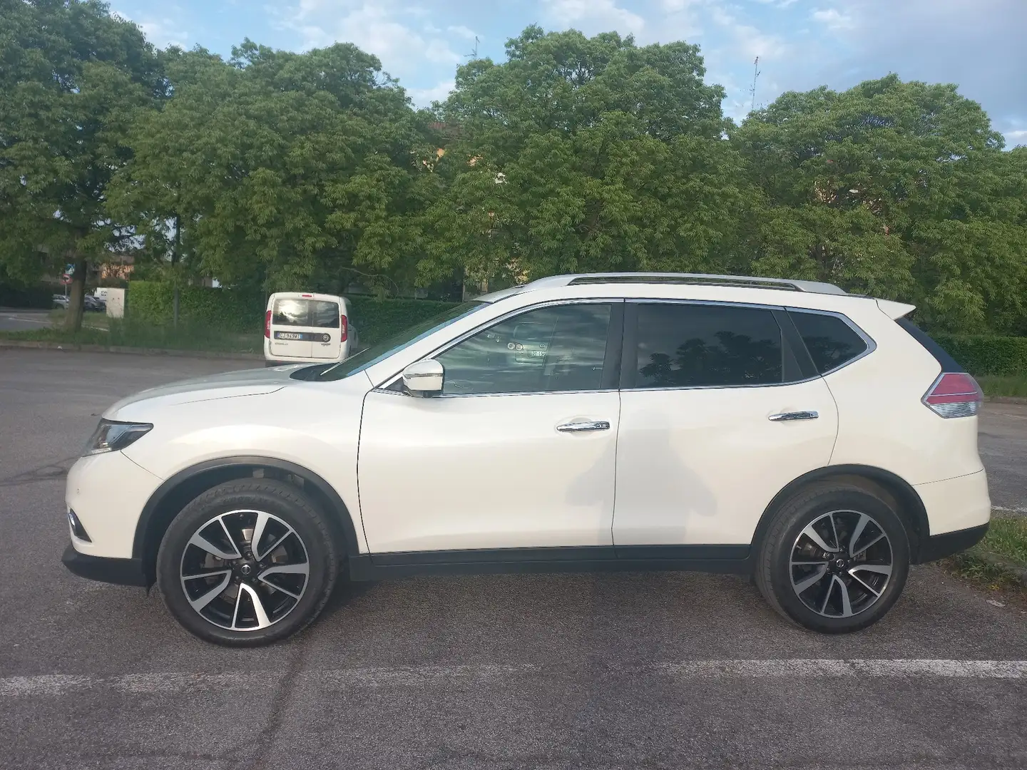 Nissan X-Trail 1.6 dci Acenta Premium 2wd 7p.ti E6 - 2