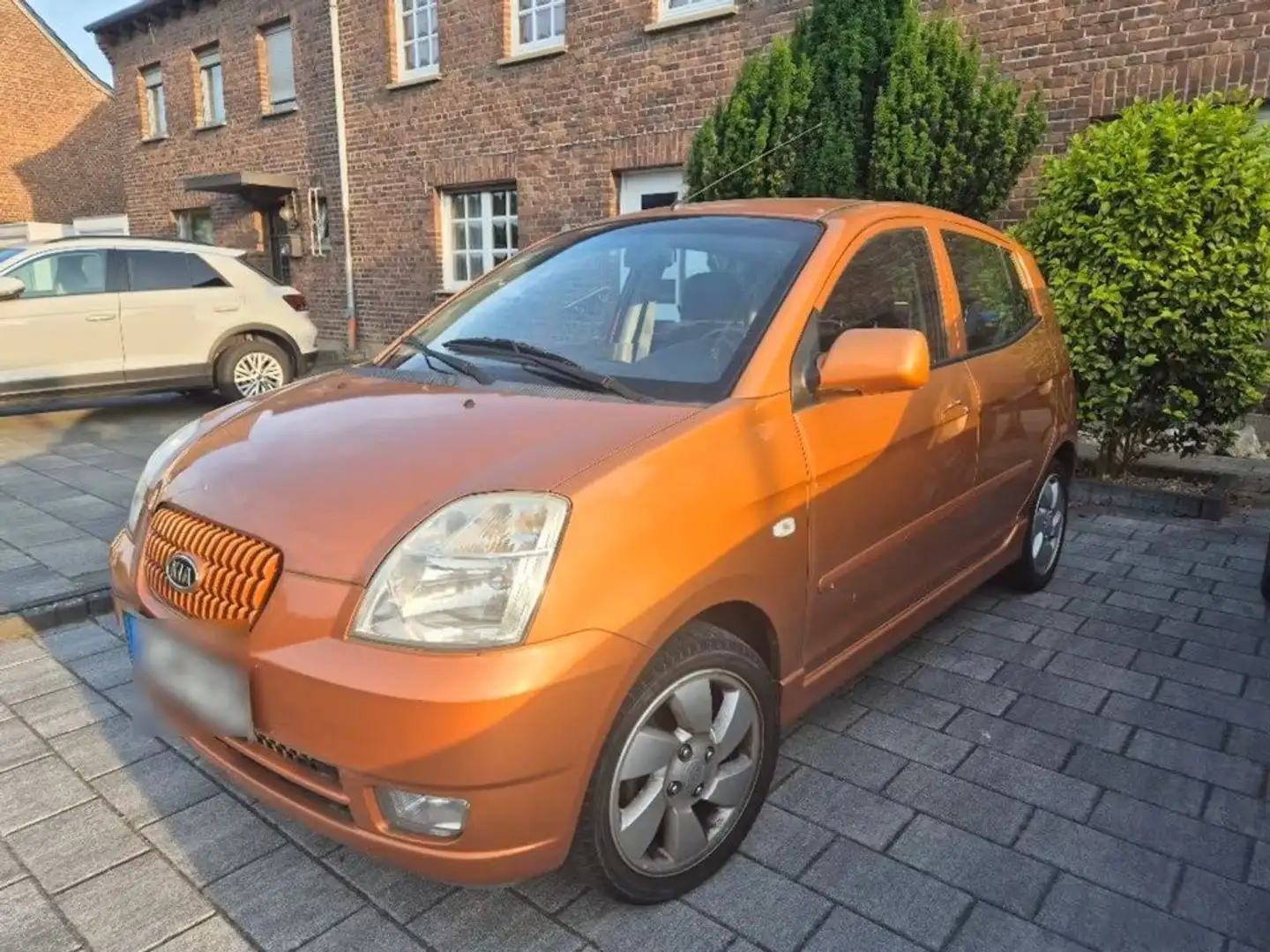 Kia Picanto Picanto 1.1 LX Orange - 1