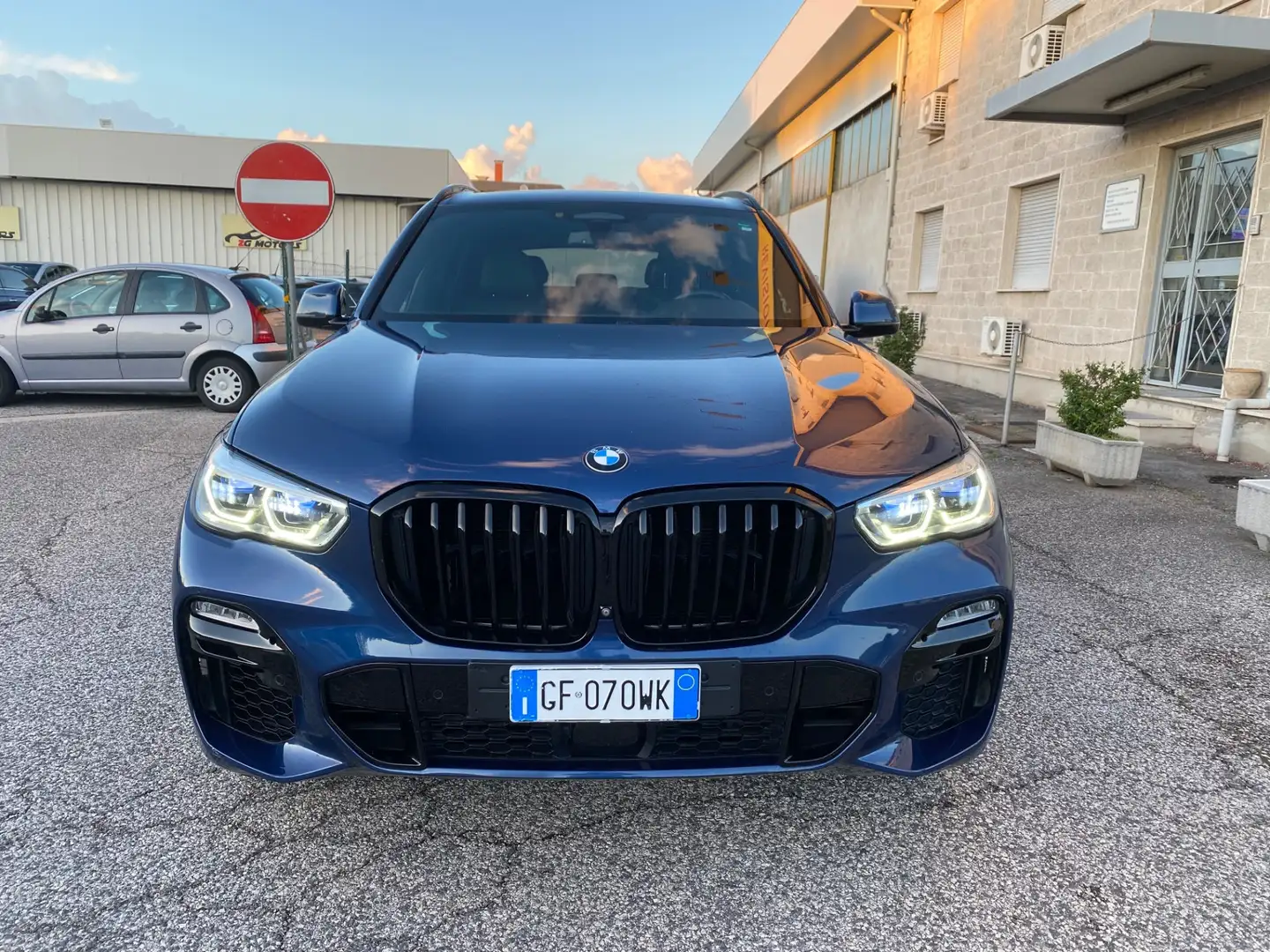 BMW X5 M X5 M50i STRAFULLL TAGL BMW ITALIA Albastru - 2