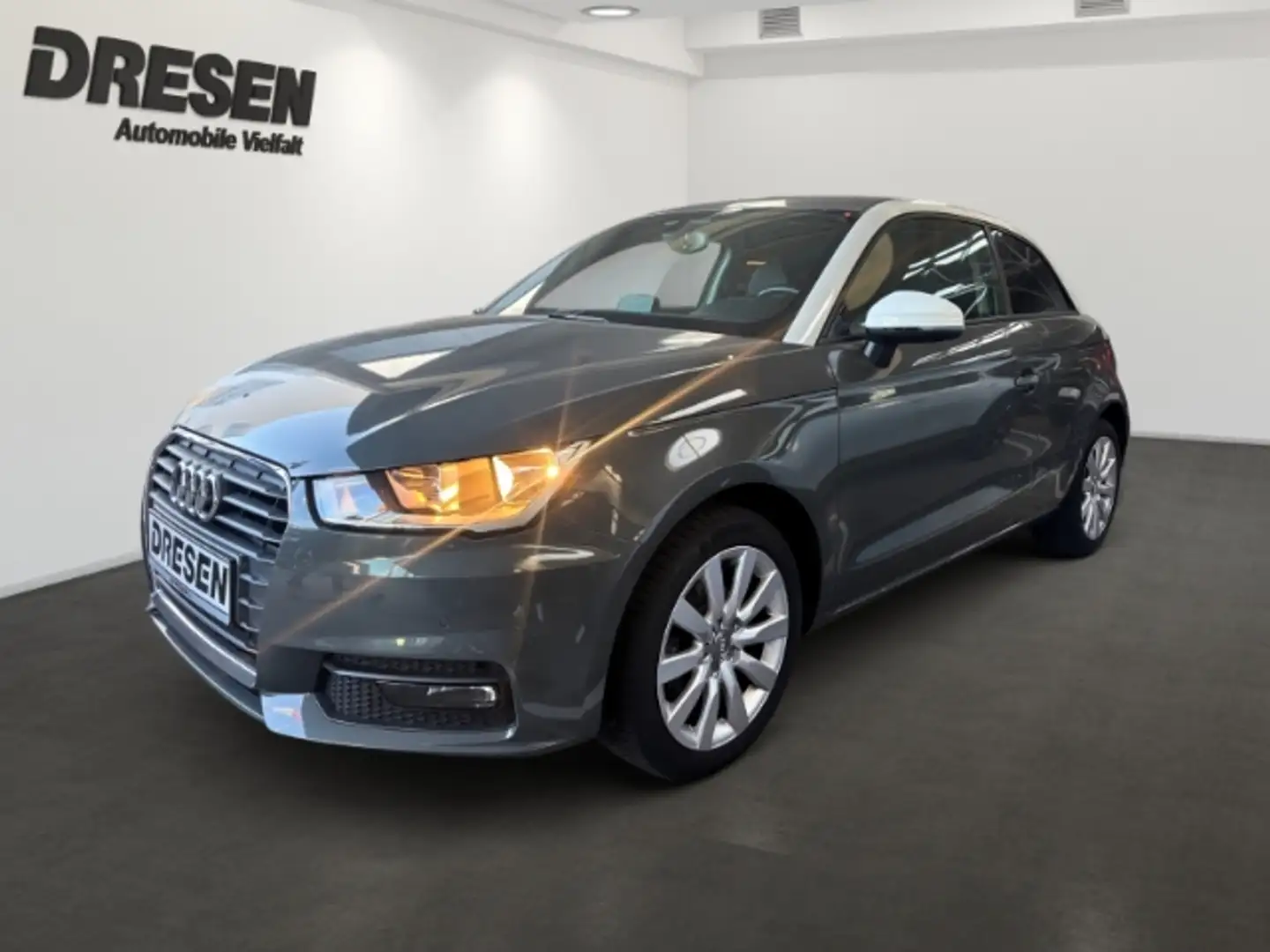 Audi A1 1.0 TFSI basis ultra SITZHZG,KLIMAAUTO,PARKSENSORE Grey - 1