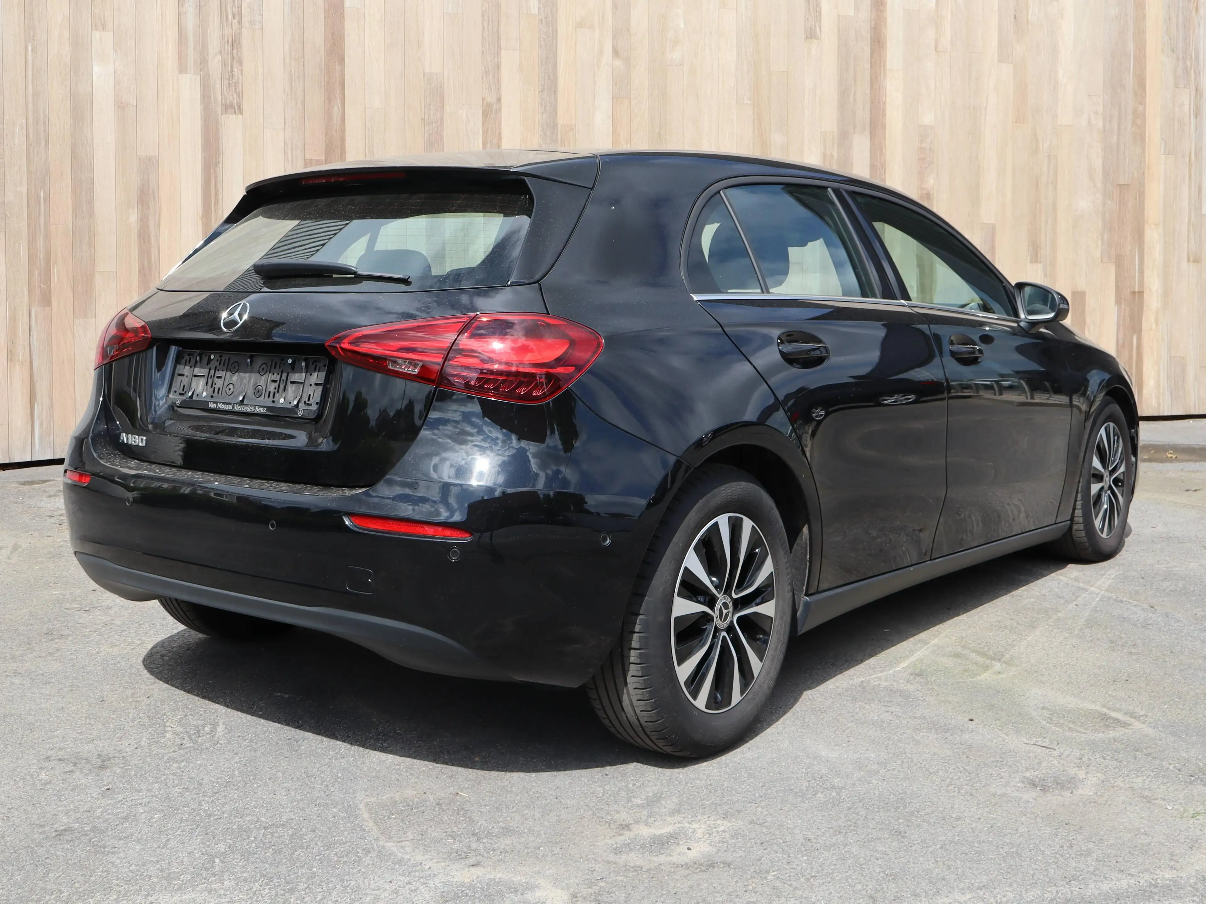 Mercedes-Benz A 180 FACE-LIFT - automaat - 69.310 km - 18.700 euro +btw — photo 3