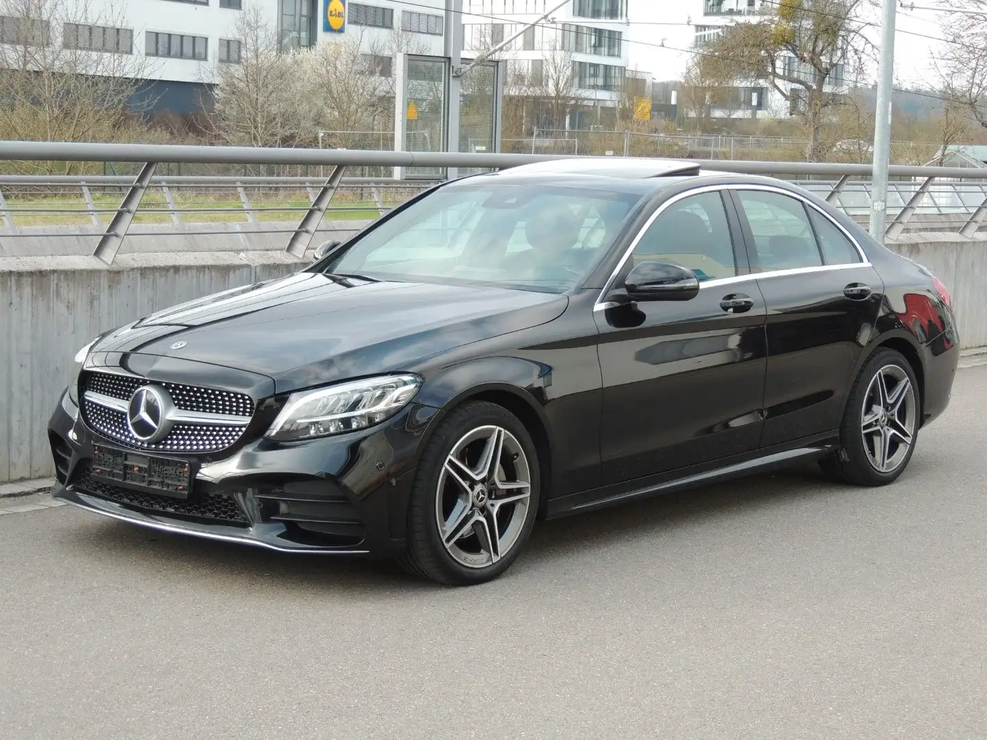 Mercedes-Benz C 220 d 4MATIC 9G AMG Line eSHD Memory LED Schwarz - 1