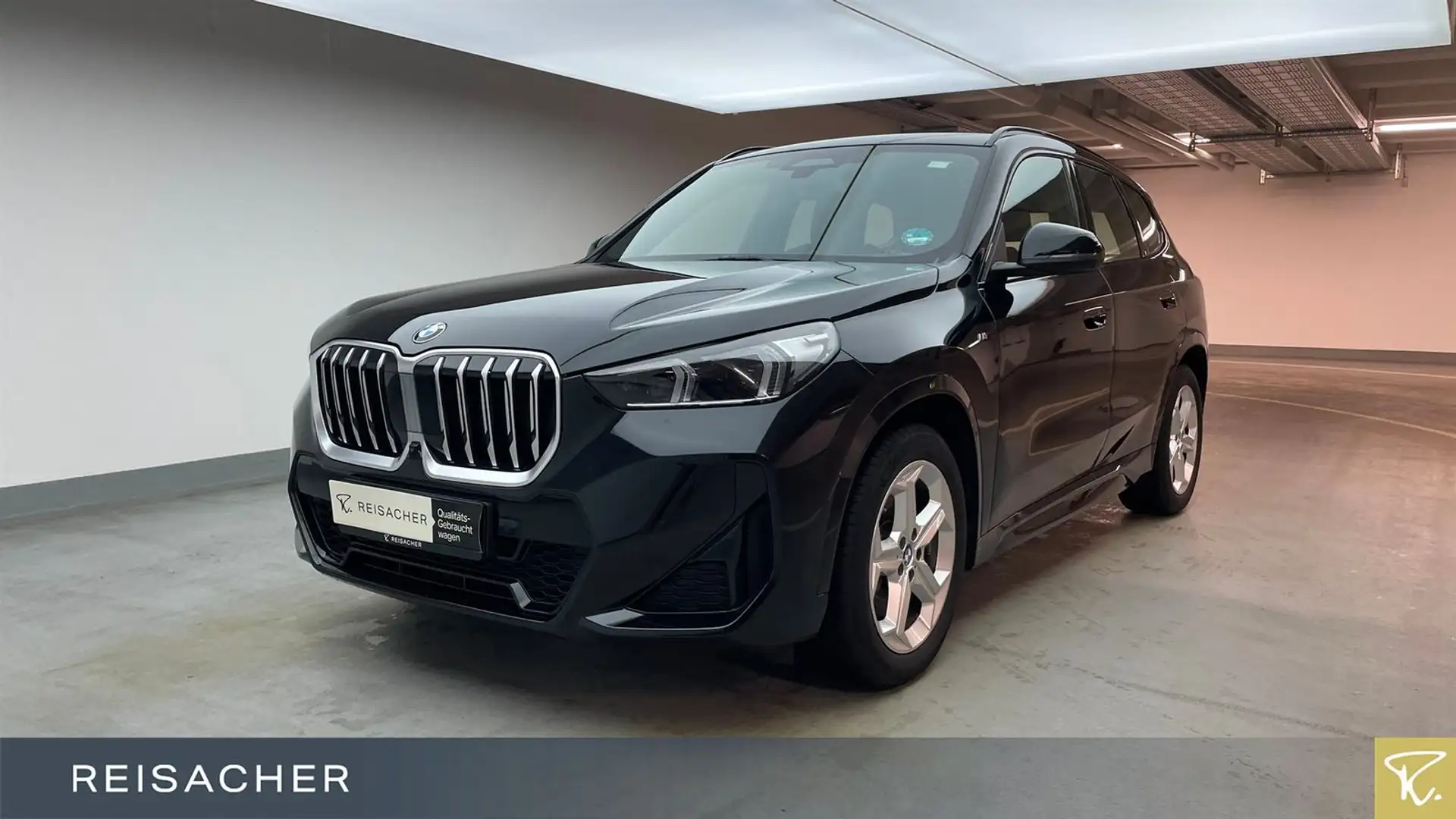 BMW X1 xDrive23dA M-Sport,AHK,ACC,HUD,eAktivsitz+Mem Schwarz - 1