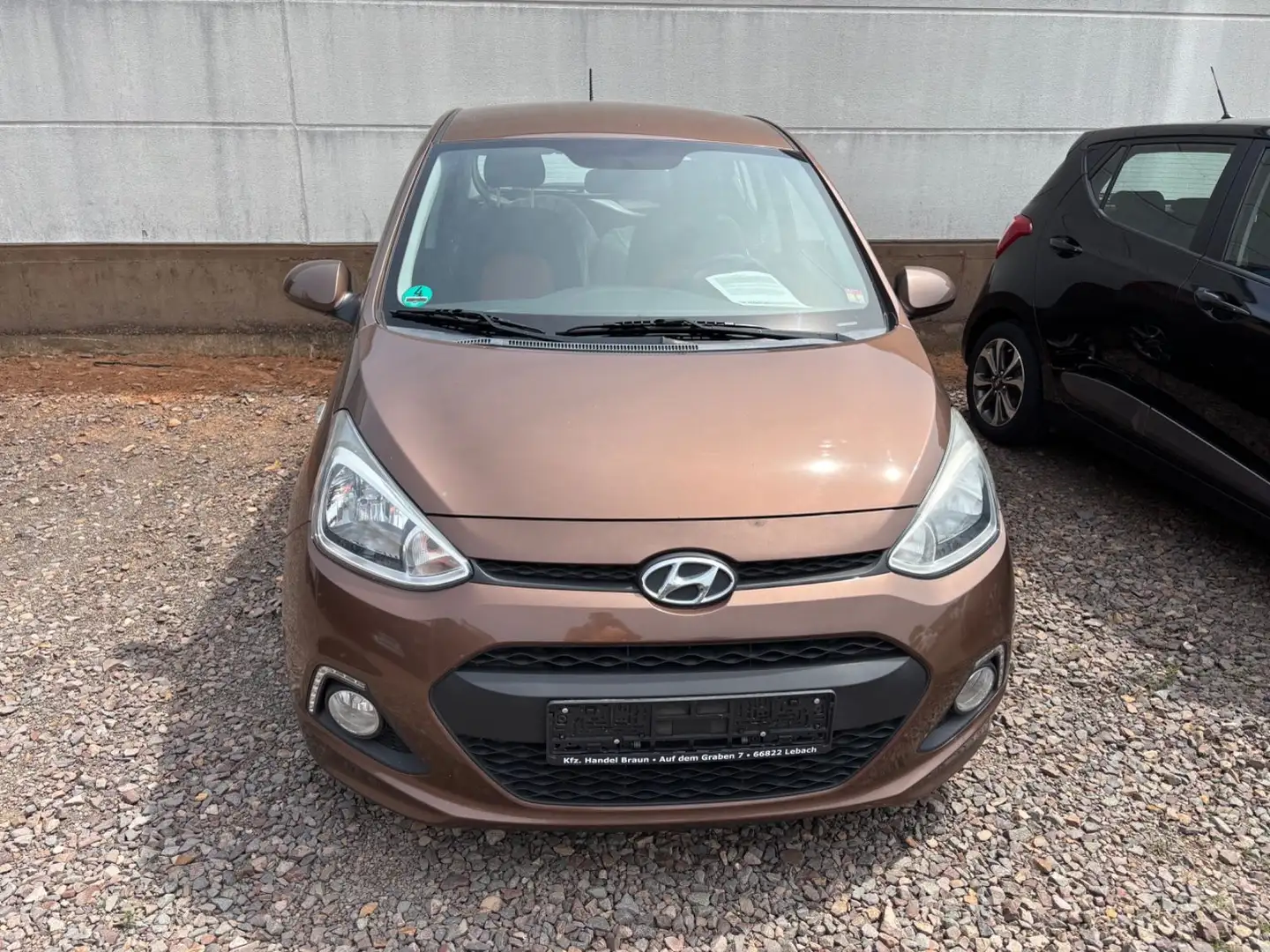 Hyundai i10 YES!**87 PS** Brun - 1