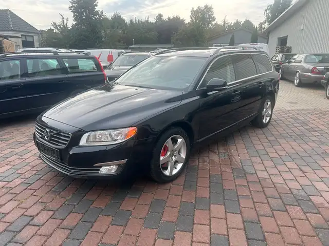 Volvo V70 D5 Kombi Summum NAVI, Leder, AHK