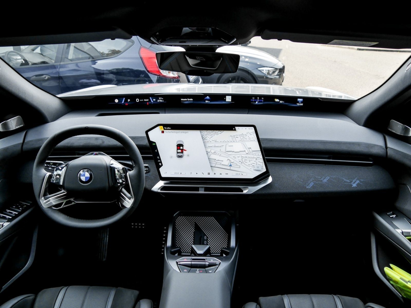 BMW iX3 40 M SPORT PRO+AHK+PANO+DA PLUS+HuD+H/K — photo 14