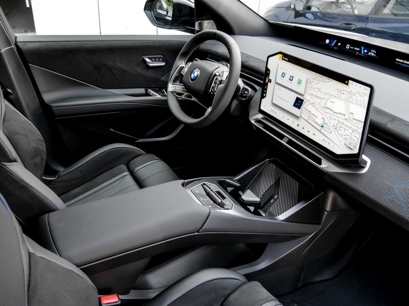 BMW iX3 40 M SPORT PRO+AHK+PANO+DA PLUS+HuD+H/K — photo 3