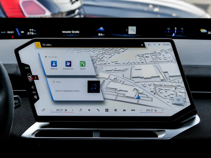 BMW iX3 40 M SPORT PRO+AHK+PANO+DA PLUS+HuD+H/K — photo 7