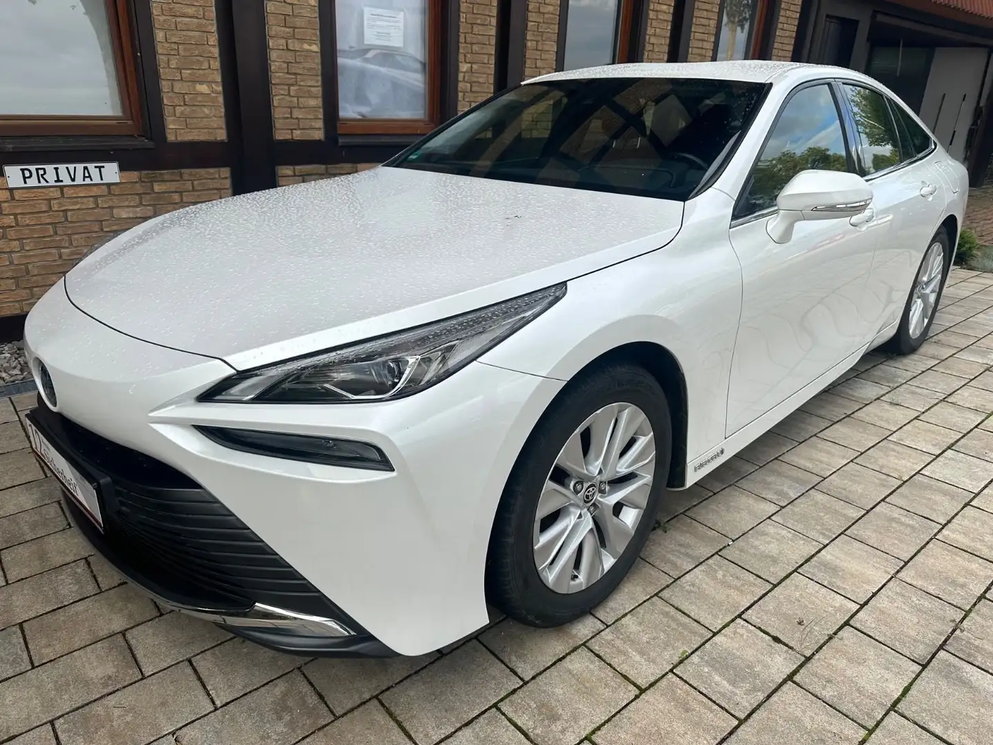 Toyota Mirai tot 10 jaar garantie, prijs btw incl. Alb - 1