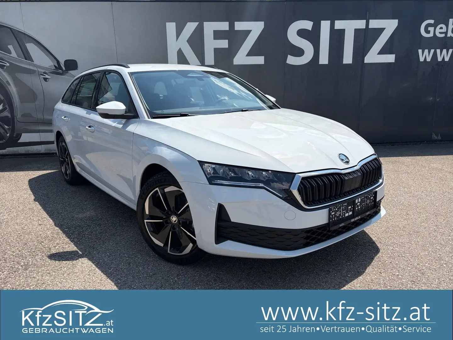 Skoda Octavia Kombi 1,5 TSI mHEV Essence DSG | AHK Weiß - 1
