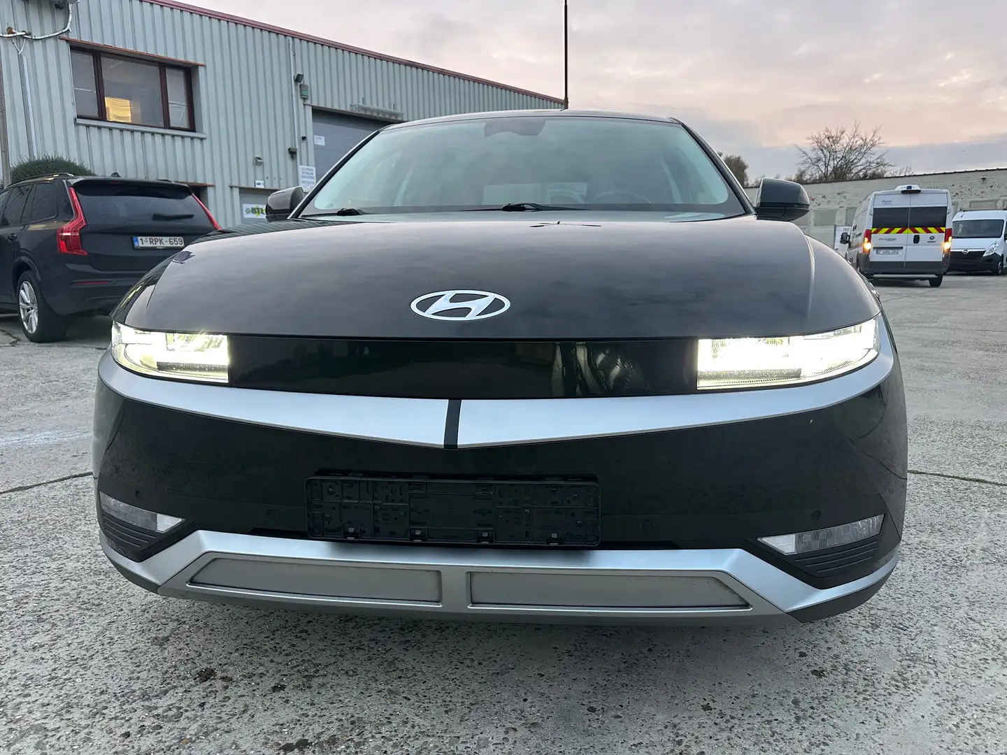 Hyundai IONIQ 5 Connect+73 kWh 160kw ///17900€ netto Zwart - 2