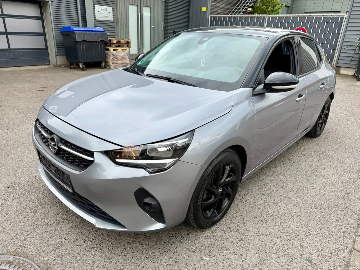 Opel Corsa Edition 1.Hand 60.000 KM Carplay SHZ TÜV NEU Grau - 1