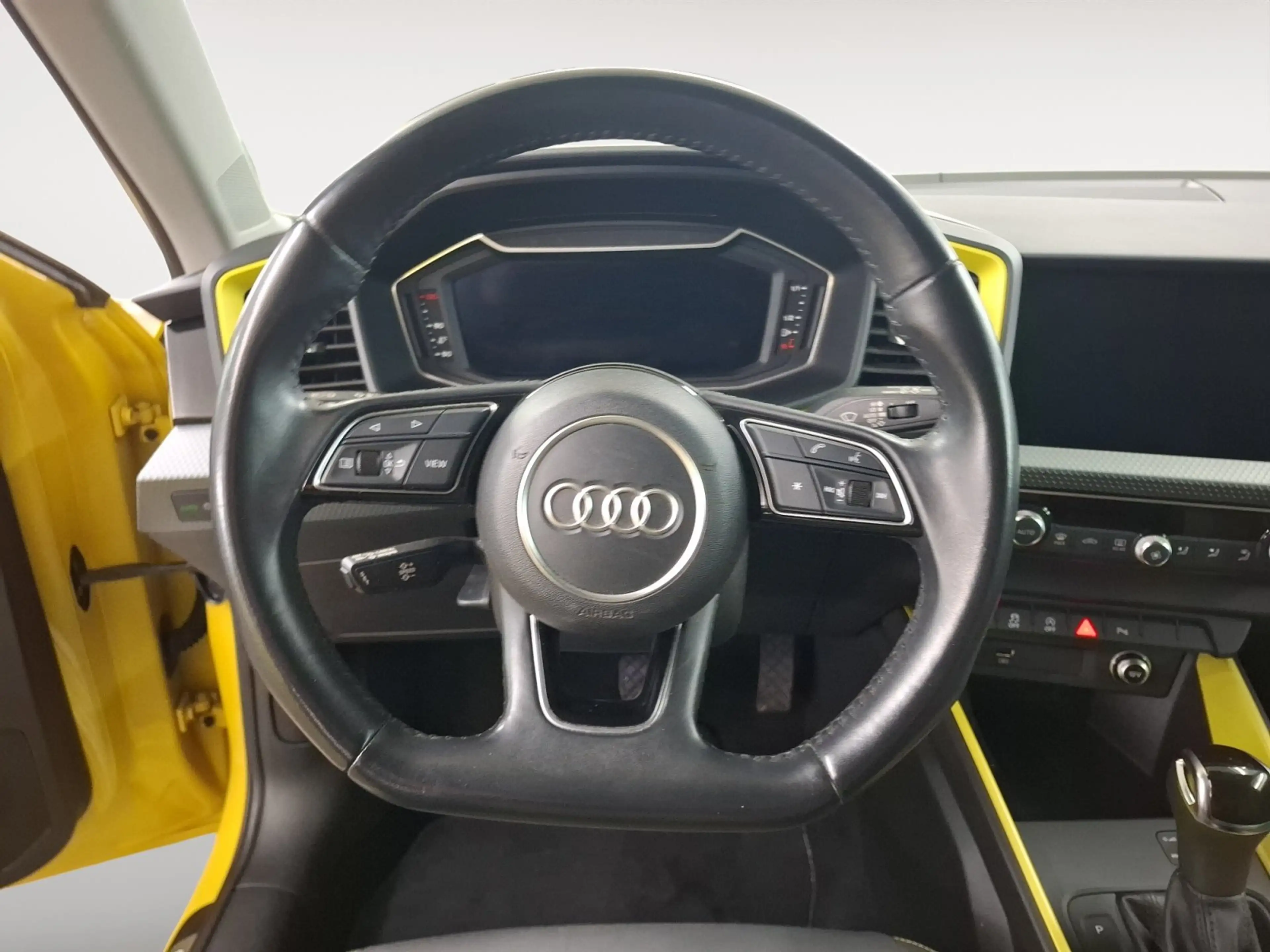 Audi A1 Sportback 40 TFSI S-Line SHZ Navi PDC — photo 11