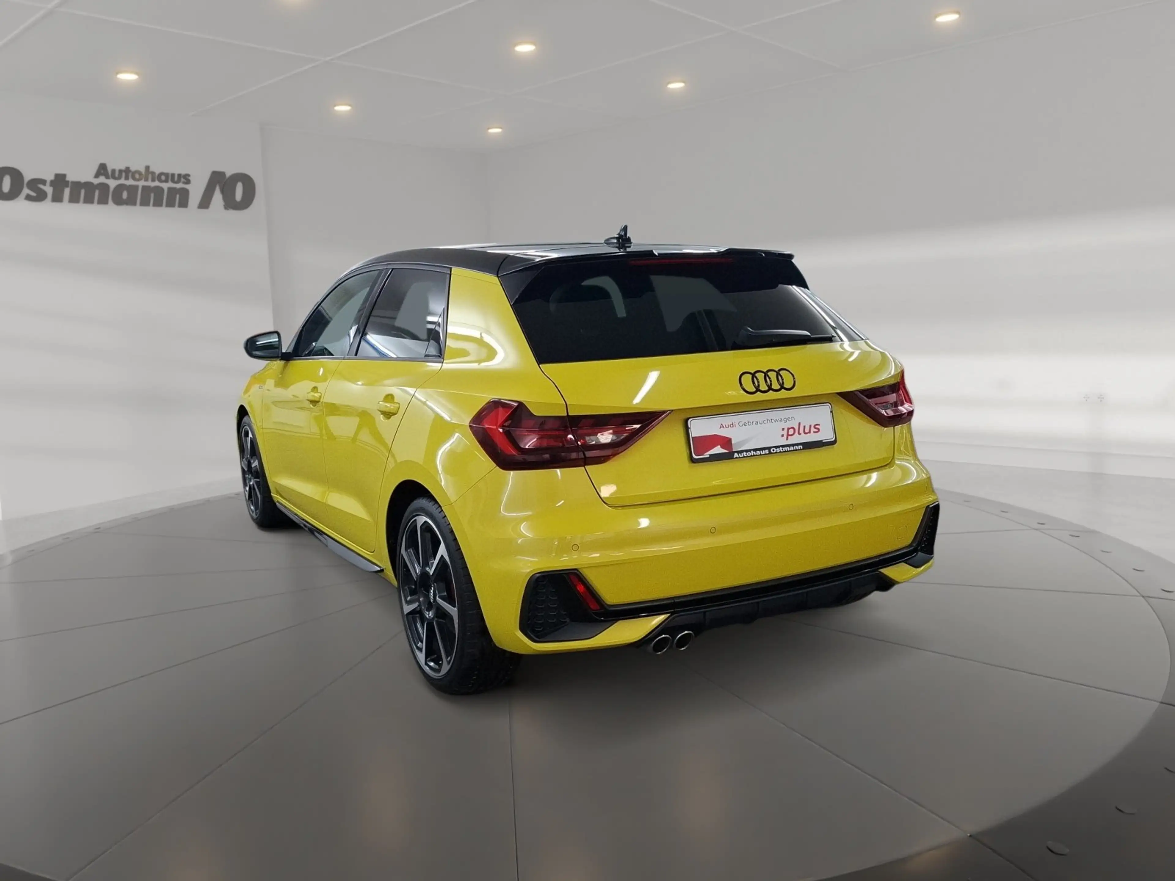 Audi A1 Sportback 40 TFSI S-Line SHZ Navi PDC — photo 3