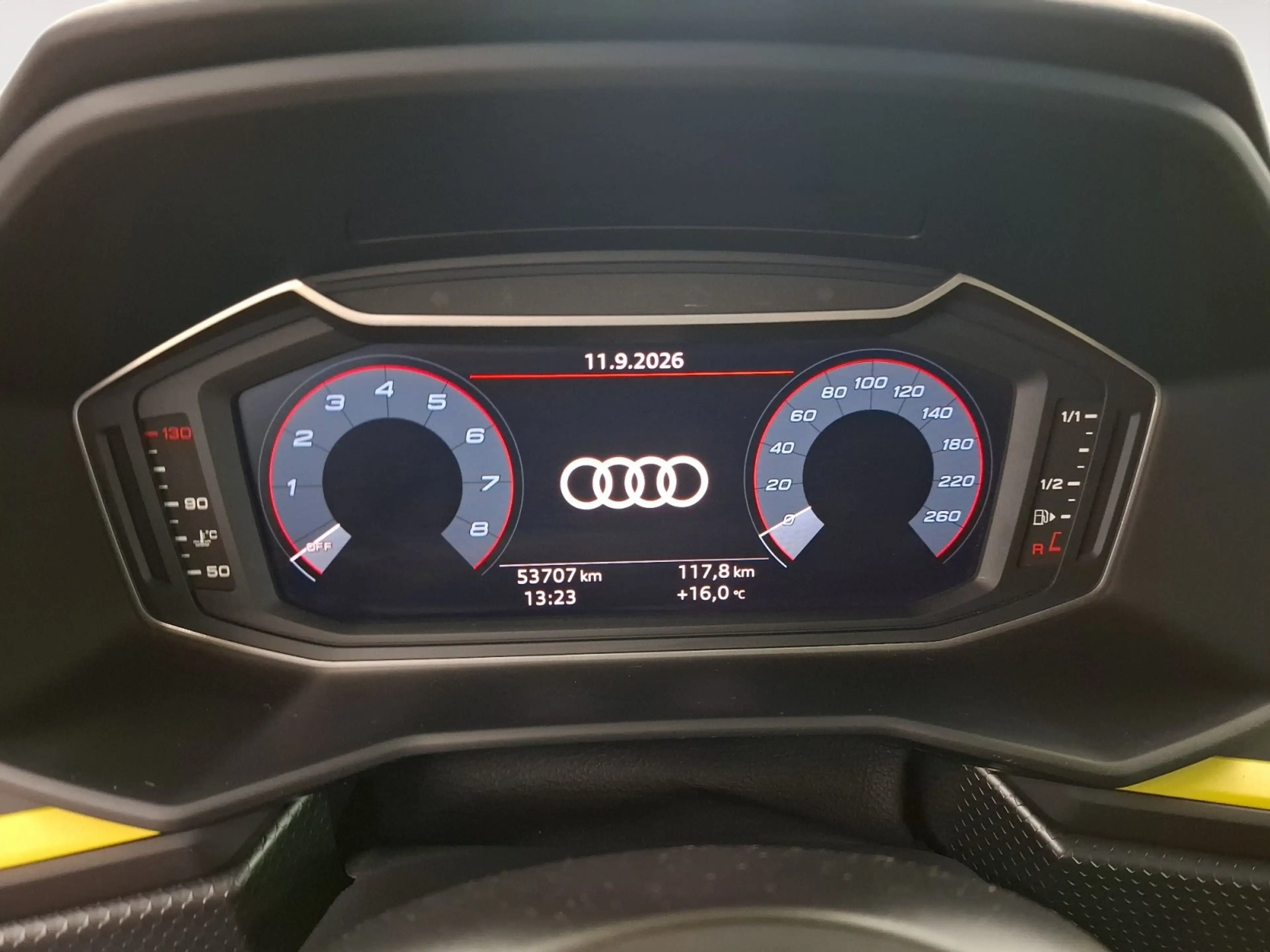 Audi A1 Sportback 40 TFSI S-Line SHZ Navi PDC — photo 12