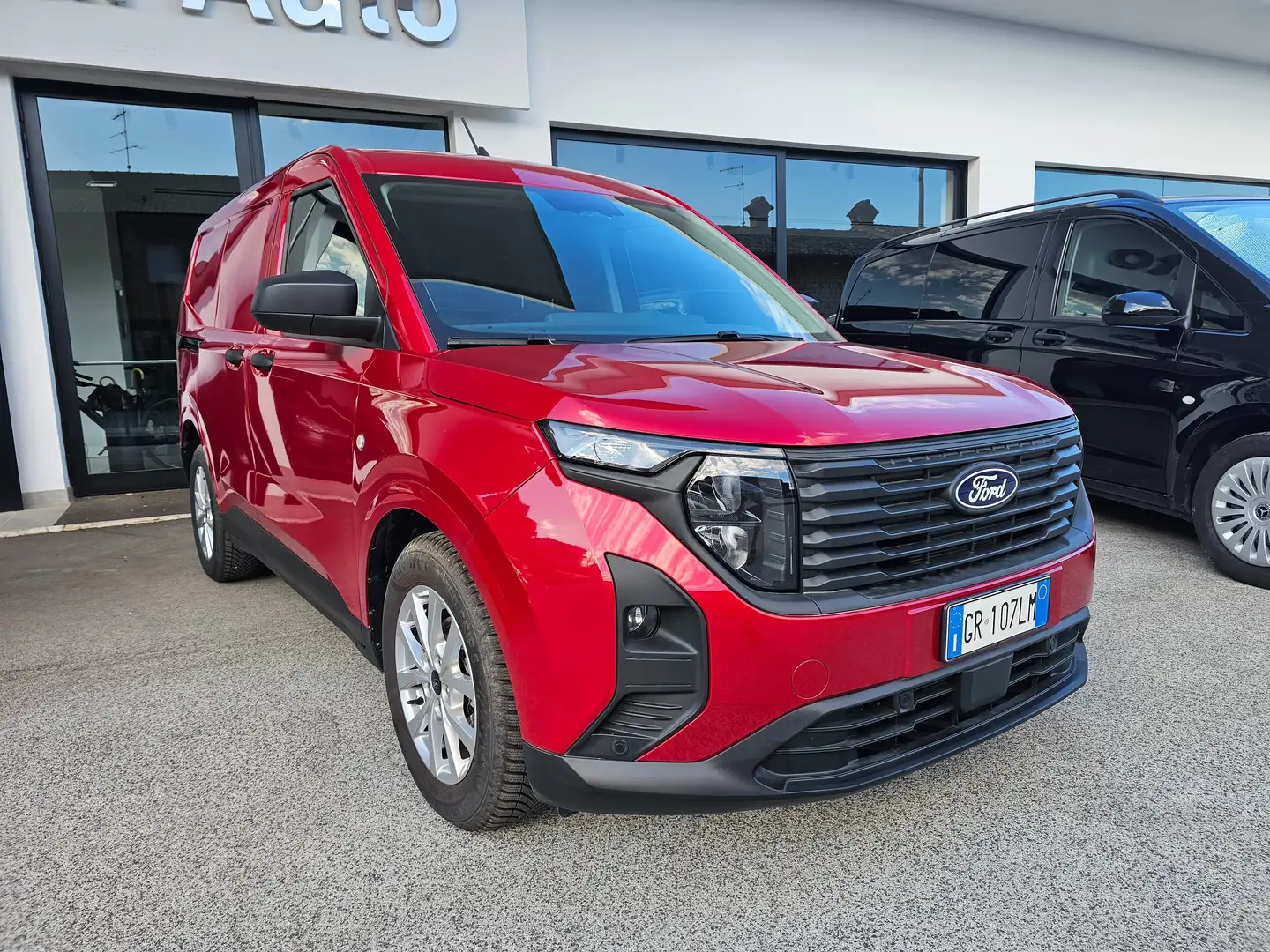 Ford Transit Courier 1.5 EcoBlue 100CV Van Titanium Rosso - 2
