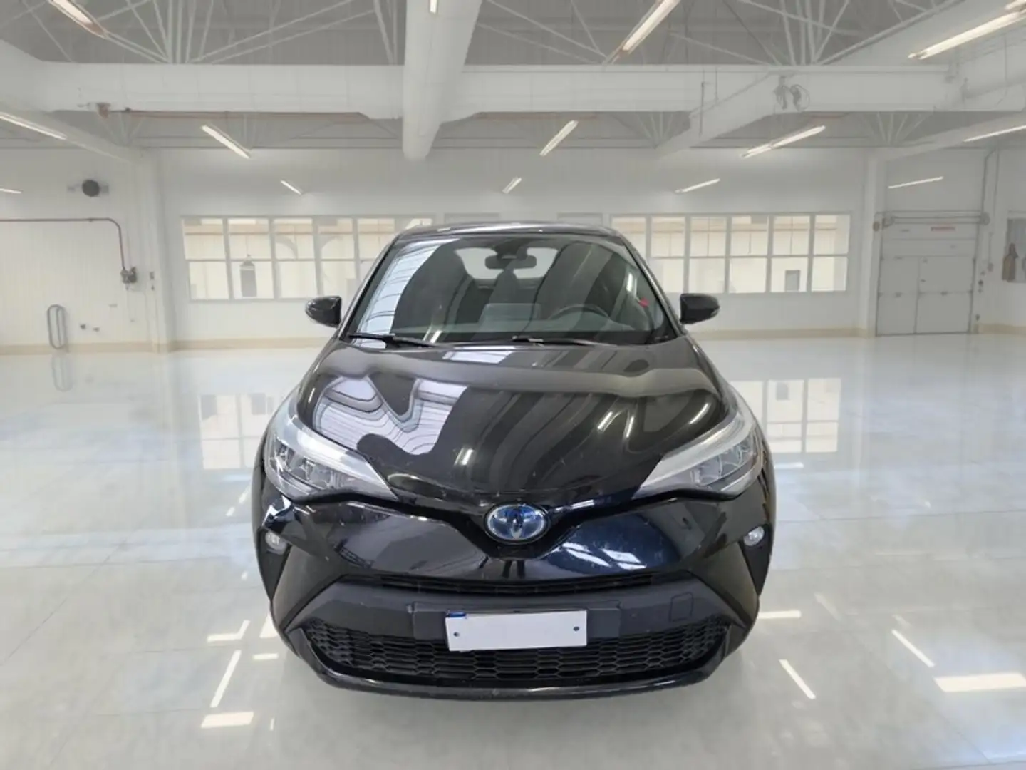 Toyota C-HR 1.8H 98CV E-CVT Business - 2