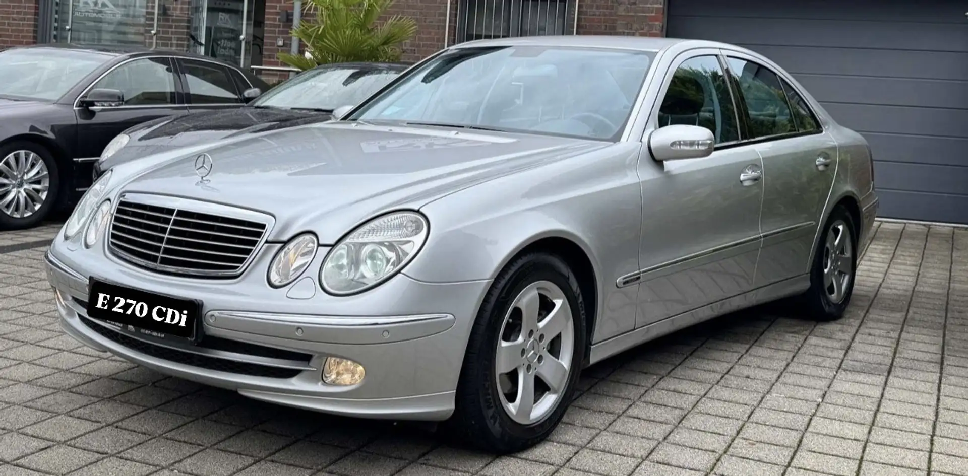 Mercedes-Benz E 270 Avantgarde CDI  Automatik * Checkheft * Beige - 2