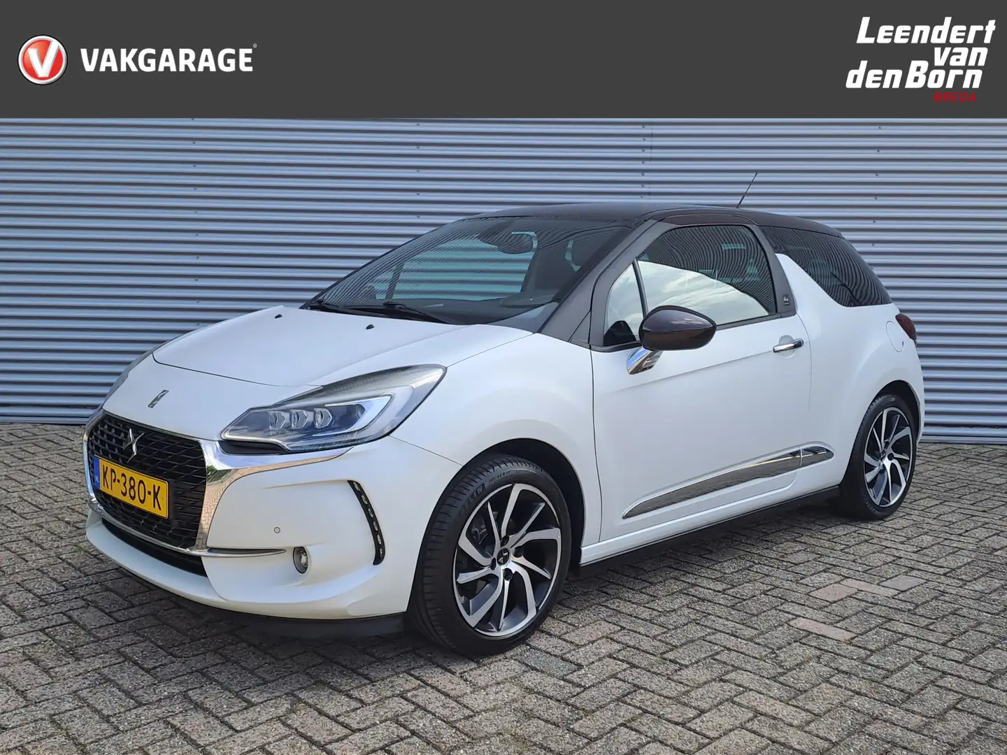 DS Automobiles DS 3 1.2 PureTech Givenchy Le MakeUp | ECC | Navi | Cam Wit - 1