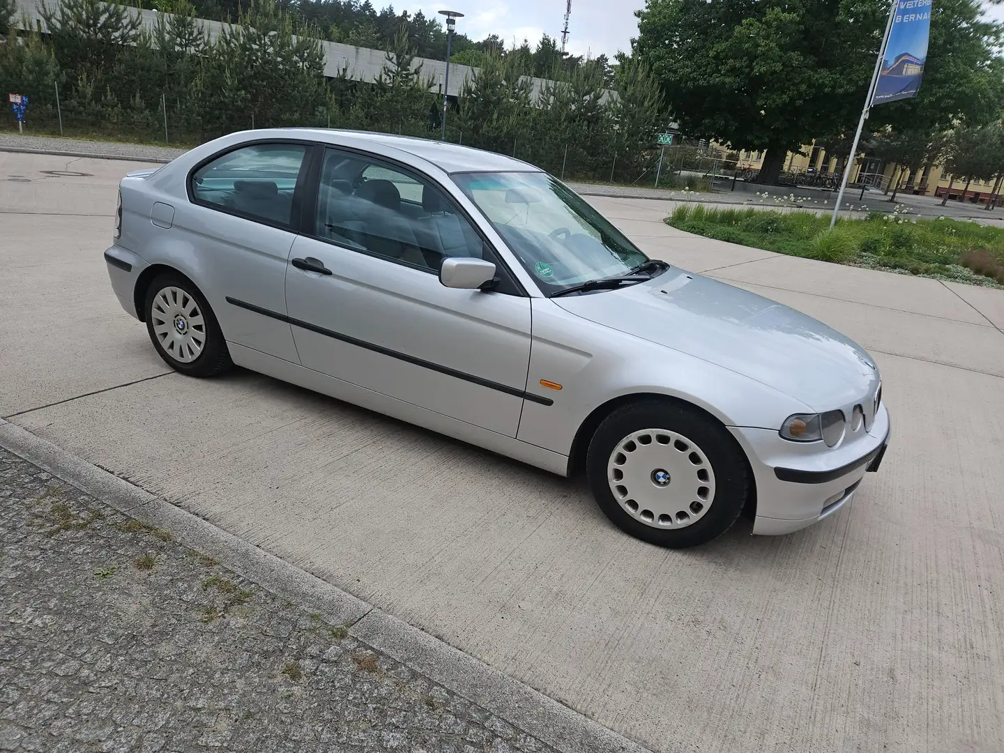 BMW 316 316ti compact Stříbrná - 1