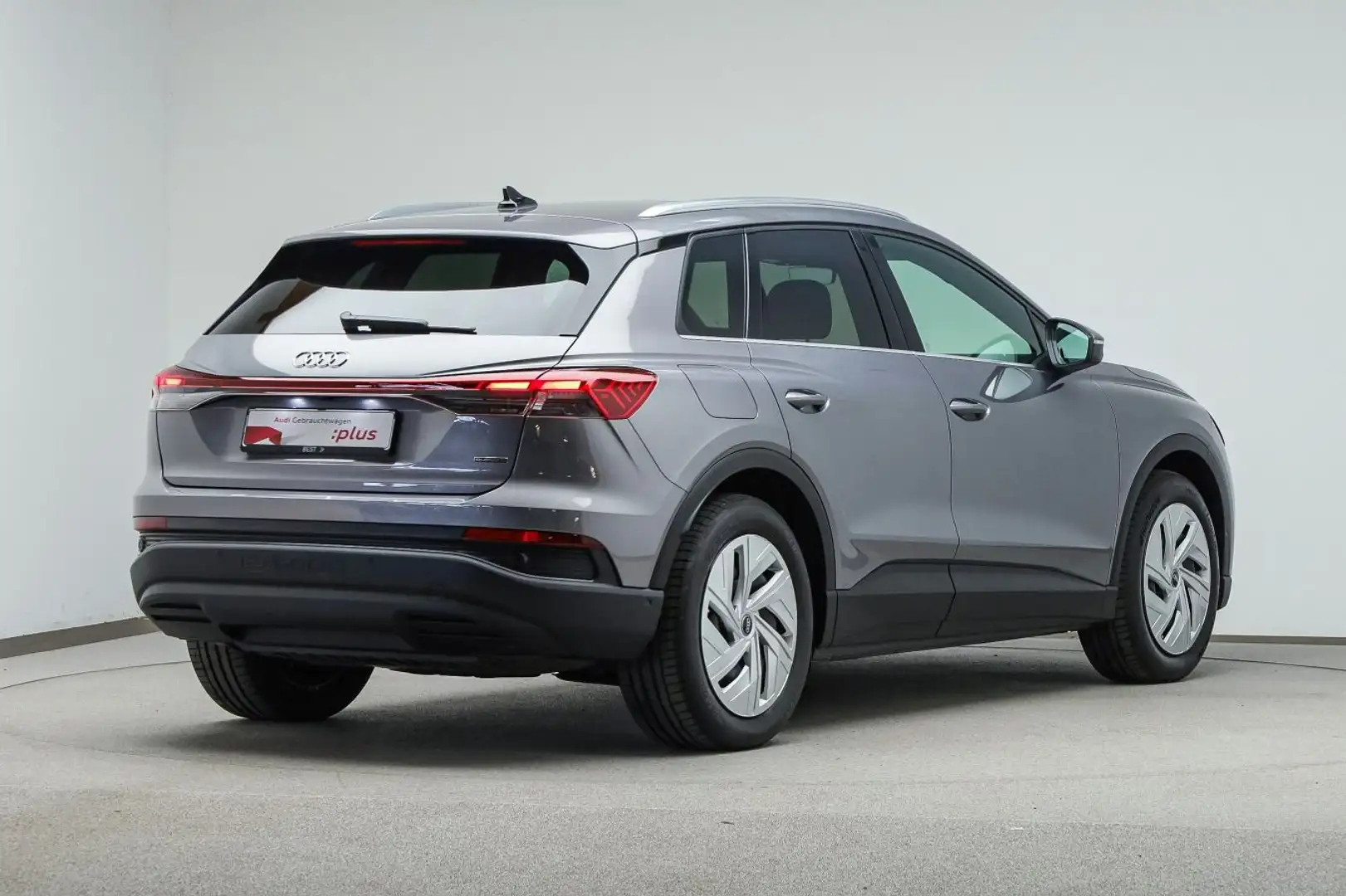 Audi Q4 e-tron 45 qu. AHK*Pano*Assist Plus*Navi*Klima Gris - 2