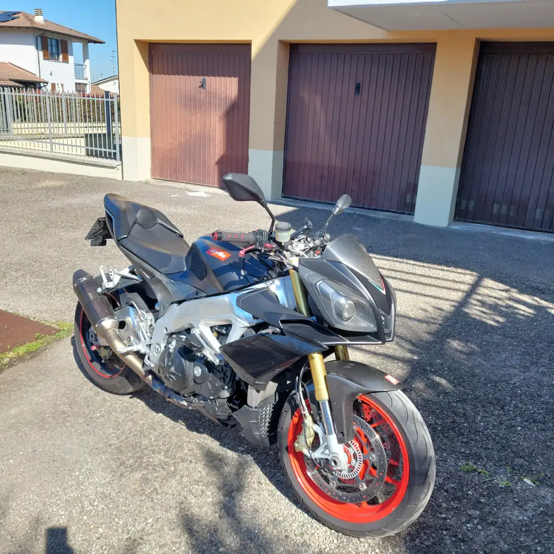 Aprilia Tuono aprc 1000 Zwart - 1