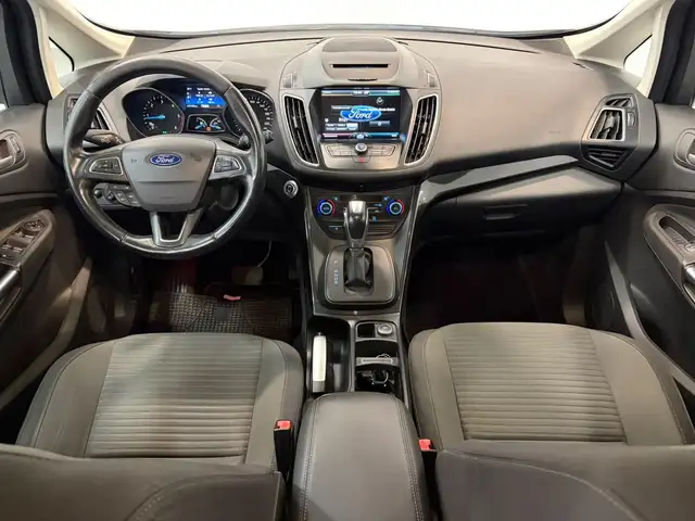 Ford C-Max view 9