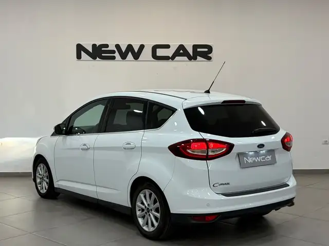 Ford C-Max view 6