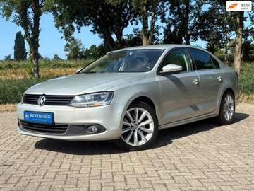 1.4 TSI Highline 161pk Automaat / Navigatie / Park