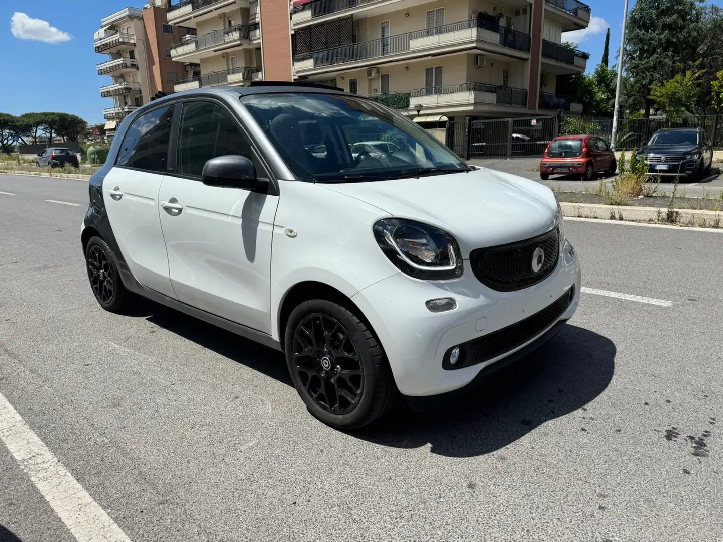 smart forFour 90 0.9 Turbo twinamic Passion CABRIO LED NAVI KAME White - 2