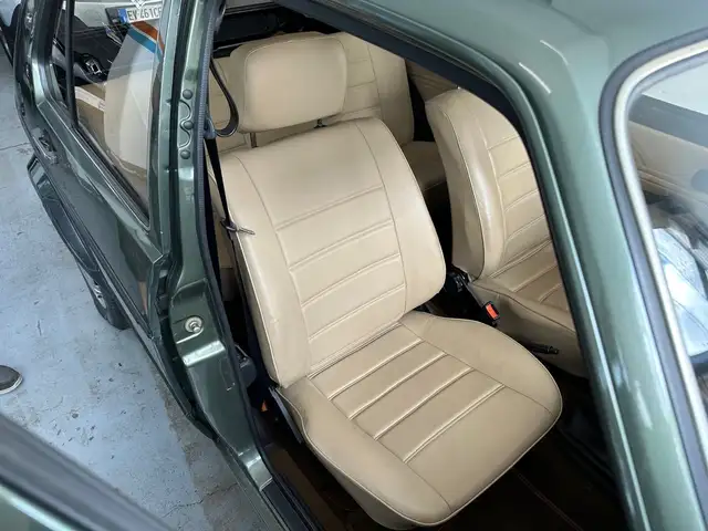 Volkswagen Golf view 14