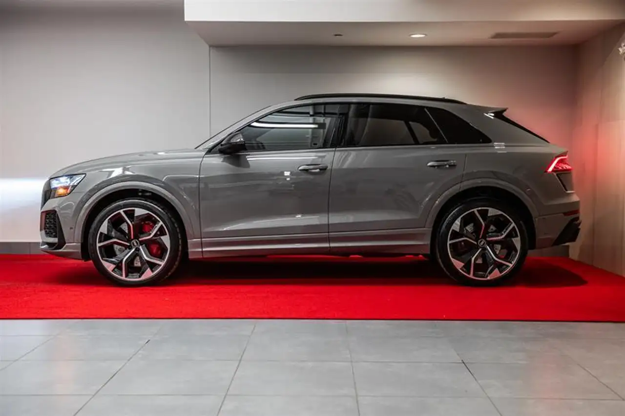 Audi RS Q8 fotografie Audi RS Q8