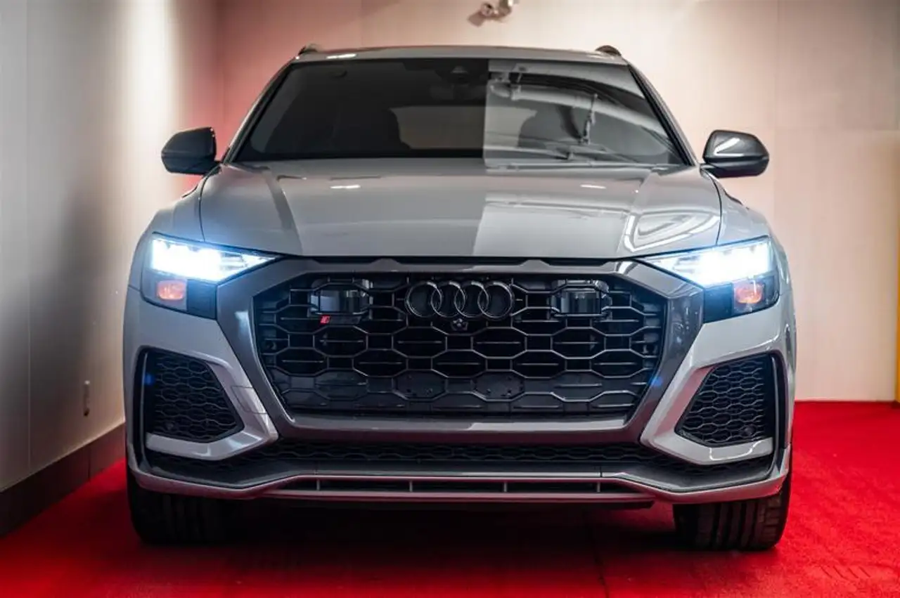 Audi RS Q8 fotografie Audi RS Q8