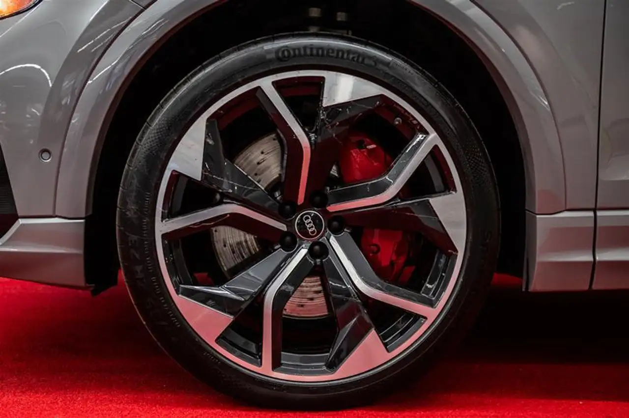 Audi RS Q8 fotografie Audi RS Q8