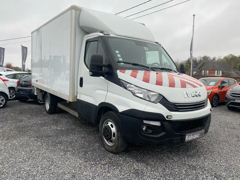 Iveco Daily 35-c14/100KW/136 CH/ CHASSIS LONG/CLIMATISATION!!!