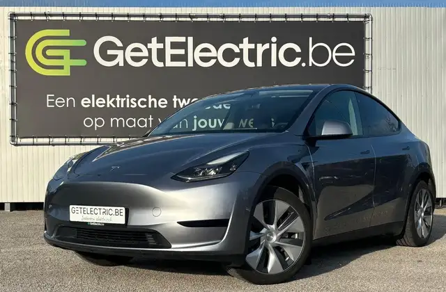 Tesla Model Y Model Y RWD