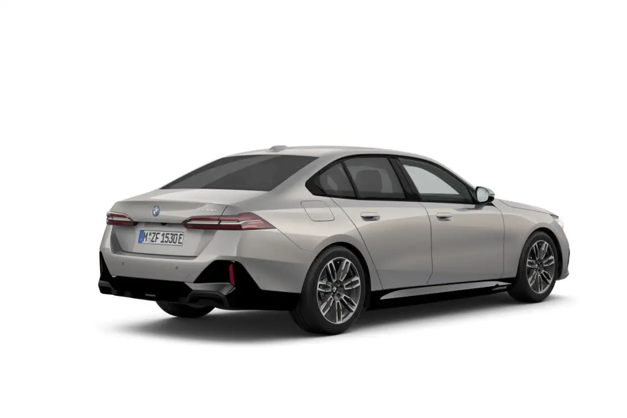 BMW 5 Series 2026