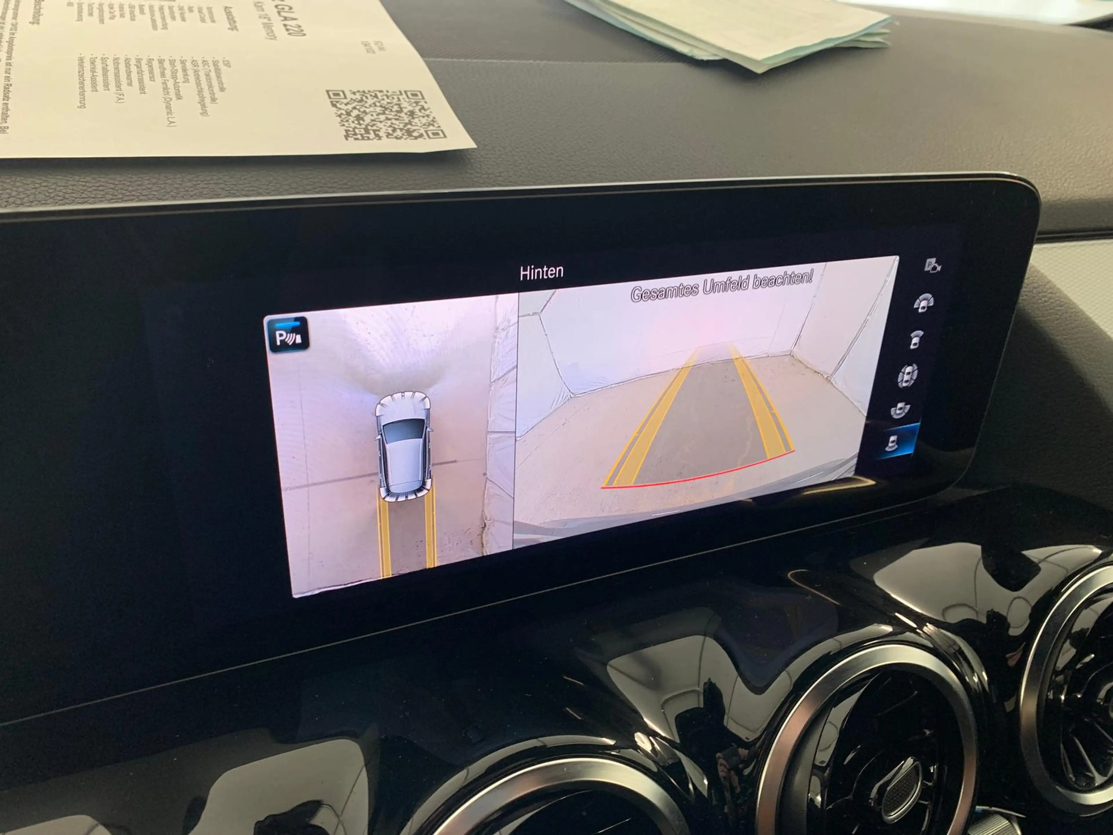 Mercedes-Benz GLA 220 Widescreen Distronic+ 360 Kam 18" Memory — photo 15