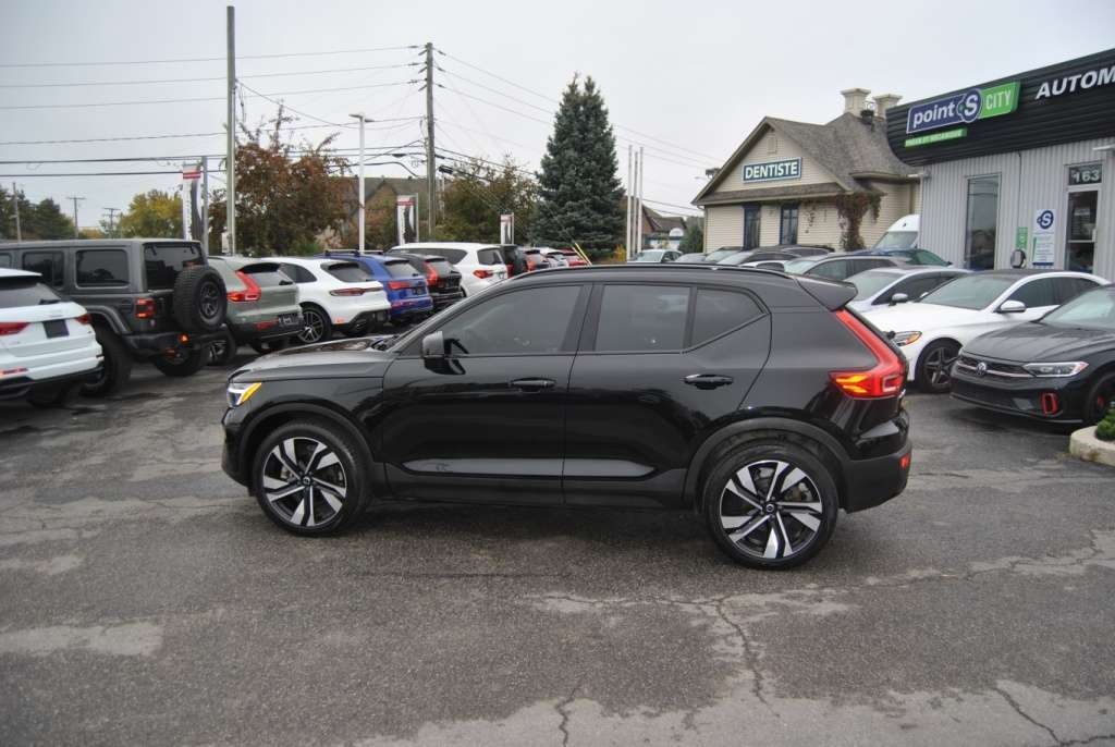 2023 Volvo XC40