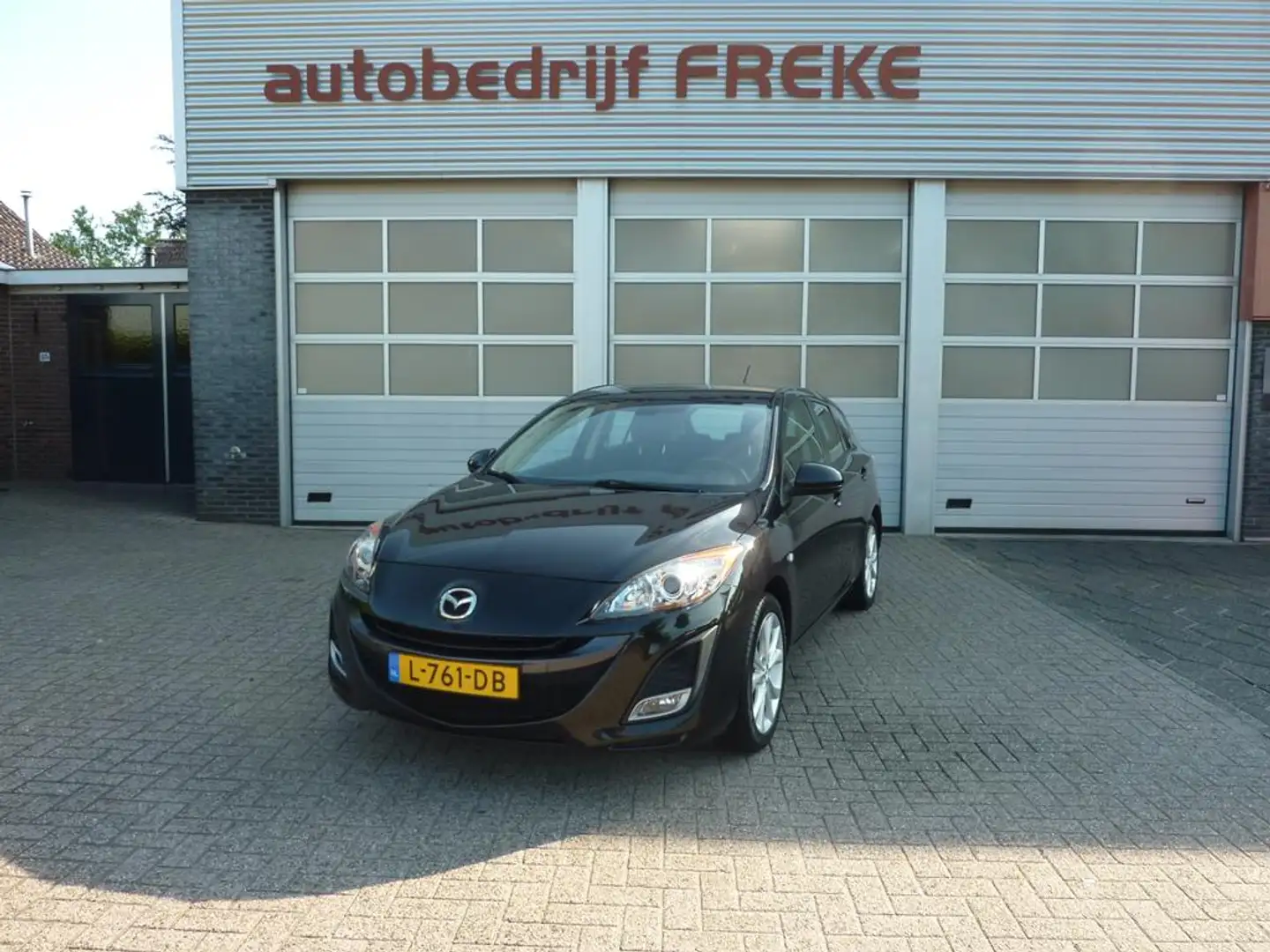 Mazda 3 1.6 SPORT Active Zwart - 1