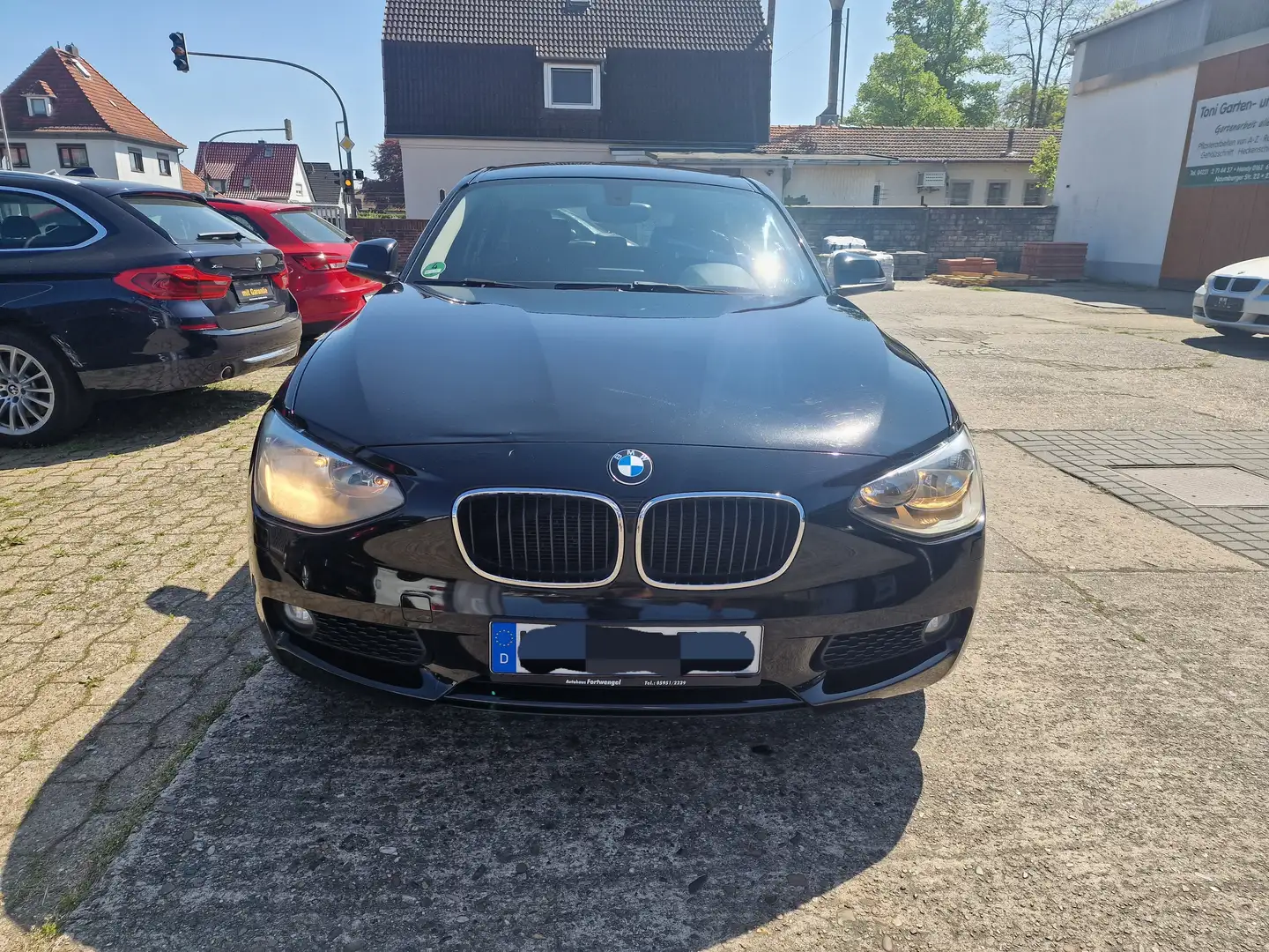 BMW 118 d *TÜV-07.2026*Service-Neu*Kette-Neu*SHZ*klima* Noir - 2