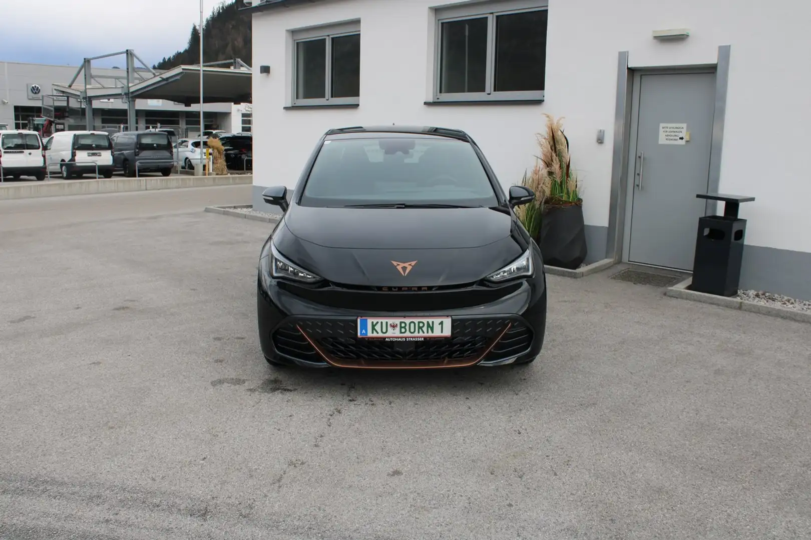 CUPRA Born 60/63 e-Boost 170kW/231PS Schwarz - 2
