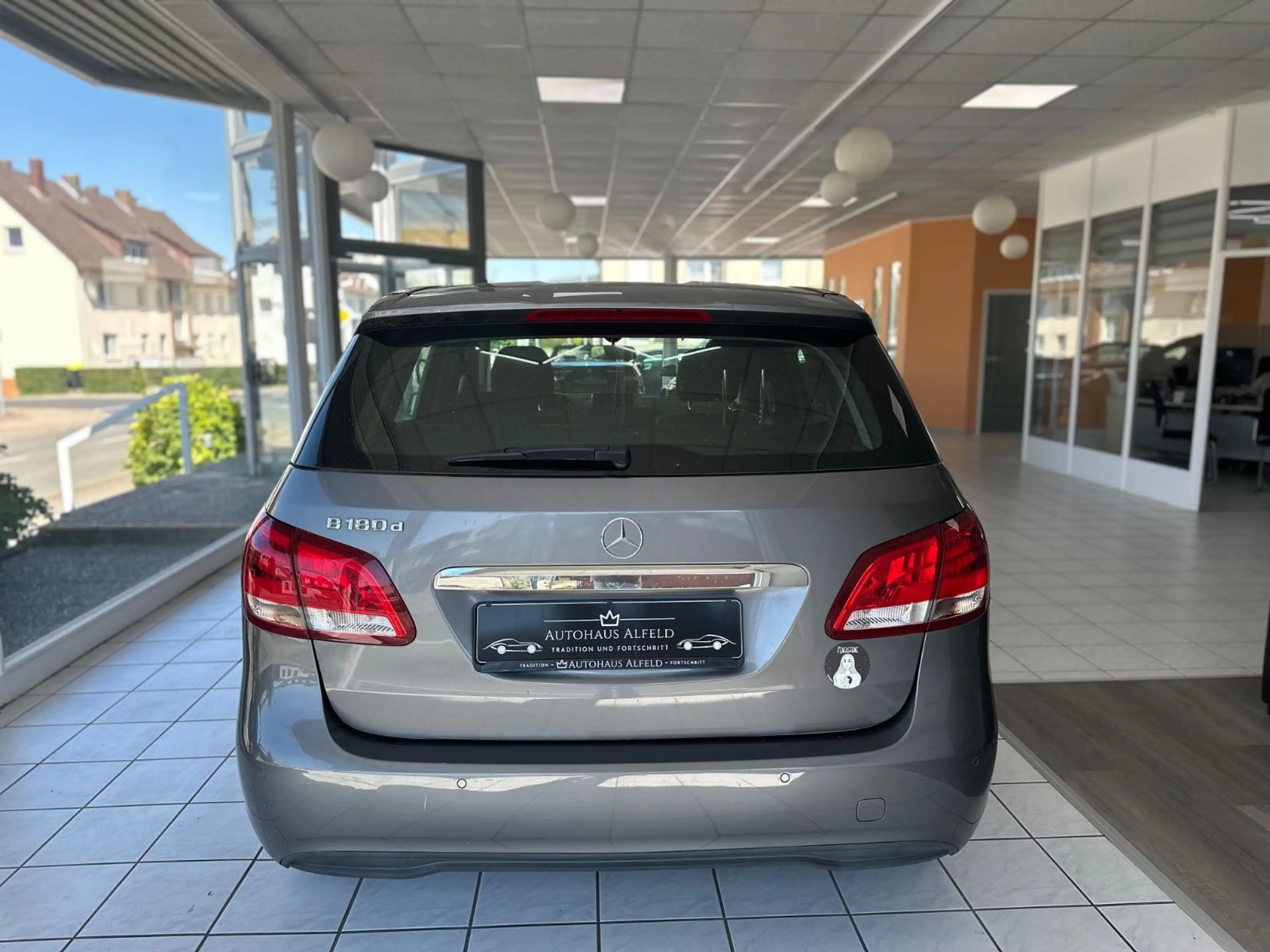 Mercedes-Benz B 180 CDI Klima Navi Sitzheizung — photo 5